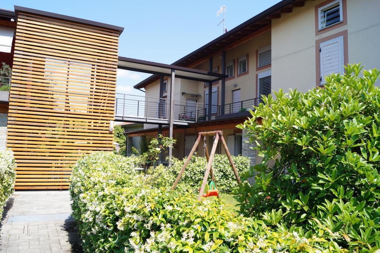 Charme Lake Loft Ispra Exterior foto
